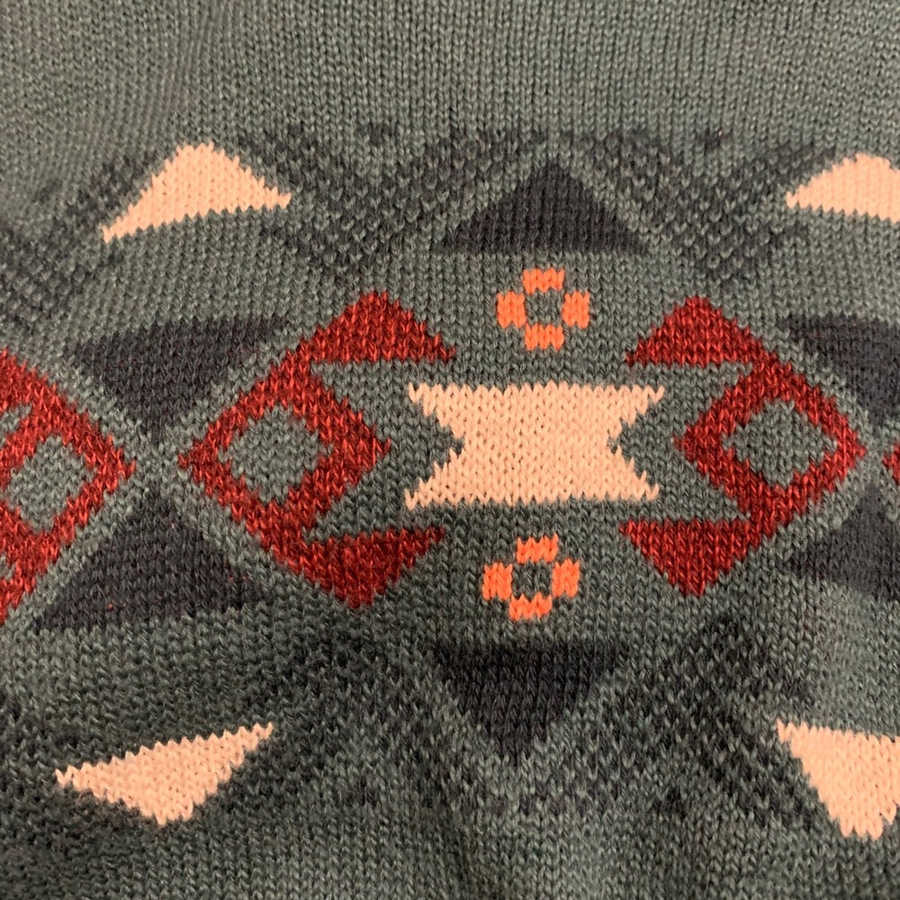 Patterned Sweater - Picture 4 of 4